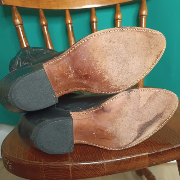 SOLD 90s Vintage Womens Mid Calf Red & Black Star Western Cowboy Boot USA Sz 7 - Picture 7 of 9